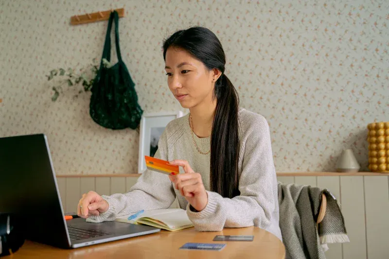 Thiết lập các cổng thanh toán trực tuyến bảo mật trên nền tảng Slotly